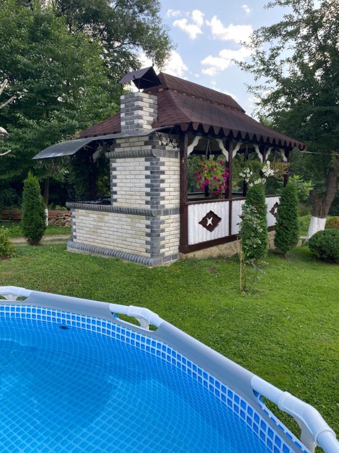 Villa Золото Карпат Jaremtsche Exterior foto